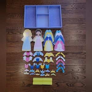 Melissa & Doug Wood Deluxe Magnetic Dress-Up Set